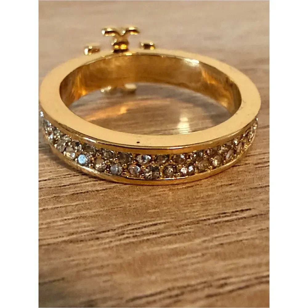 Tory Burch Gold Tone Crystal Miller Logo Ring Size 8 Pavé Rhinestone
